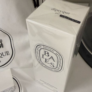 딥티크 딥디크 베이 룸스프레이 팝니다.