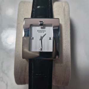에르메스 HERMS H 아워 BE1.210 스몰 쿼츠