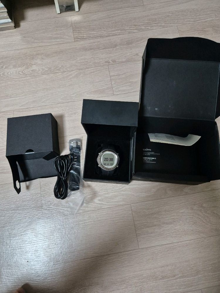 순토d9dx다이빙검퓨터 팝니다 이미지