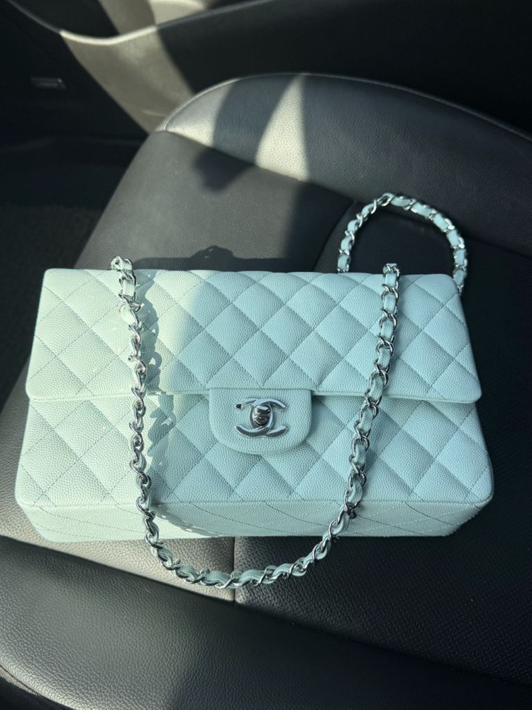 지존 샤넬 클래식 미듐 스카이블루--3