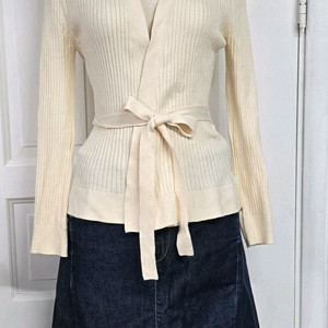 피프틴엠 가디건 리바이스 엔진스커트 이미지