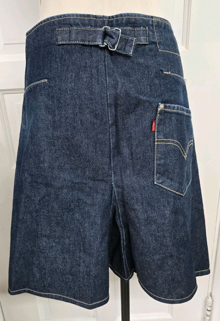 피프틴엠 가디건 리바이스 엔진스커트 이미지