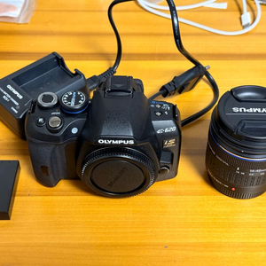 올림푸스 E-620+ 14-42mm 번들렌즈