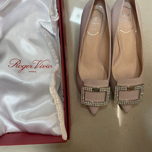 로저비비에 구두 펌프스 이미지