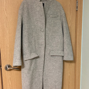 유명 브랜드 아보아보 그레이 여성 코트