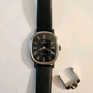 세련된 검판 오메가 드빌 엘립스 빈티지 여성 시계 수동(스트랩 교체)