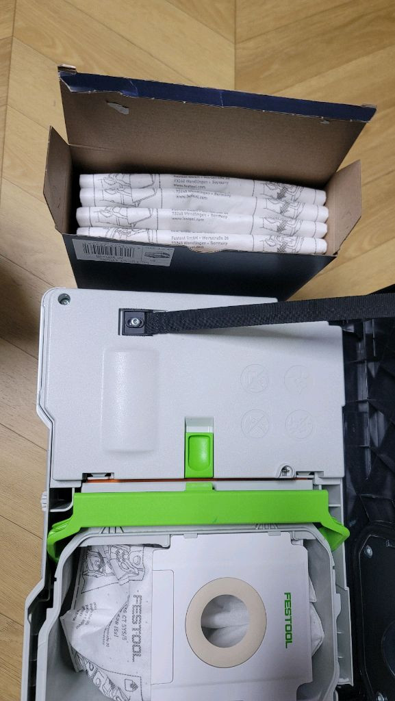 페스툴 충전집진기+ 배터리세트+먼지봉투 마지막끌올 이미지