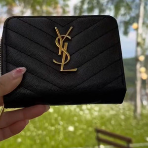 지갑 새상품 !!!! 쿨거 내고!!!