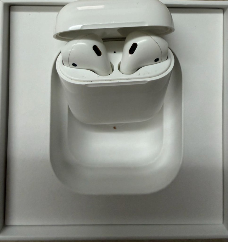 애플 에어팟 2세대 이미지