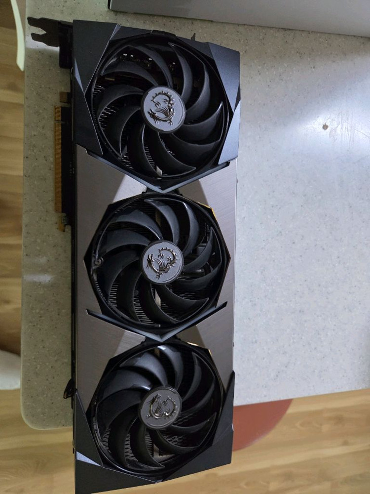 rtx3080 슈프림 10g 팔아요--5