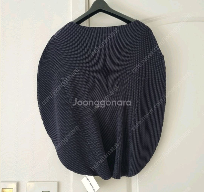 이세이미야케 플리츠플리즈 오비큘러 탑 미드나잇 네이비 2사이즈 새상품 이미지