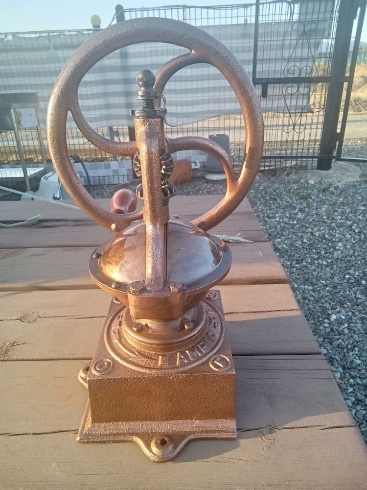 빈티지 커피그라인더 이미지