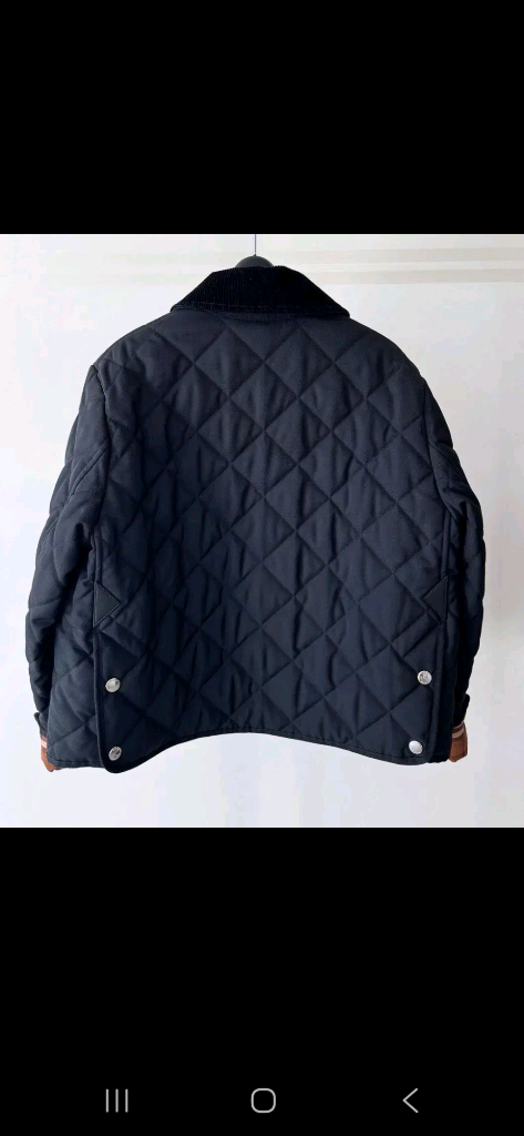 버버리 크롭 자켓--1