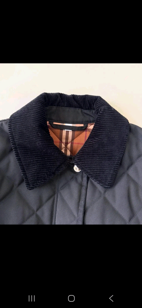 버버리 크롭 자켓--2