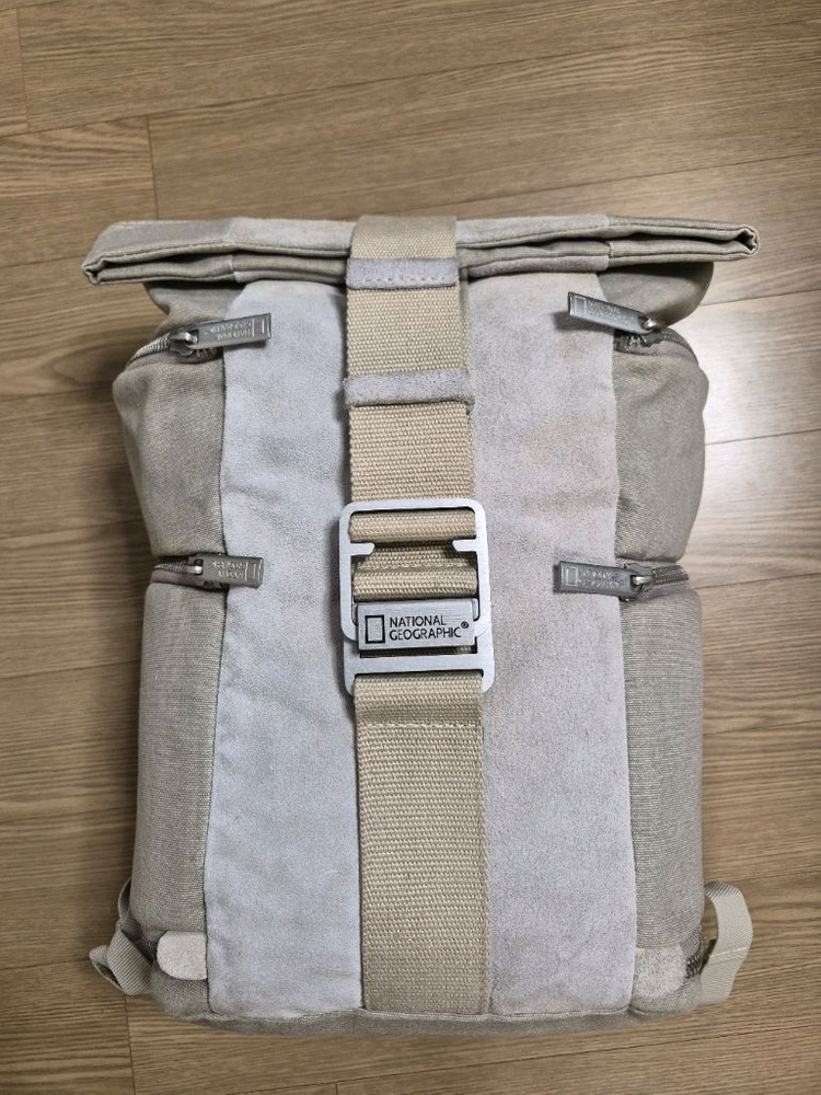 내셔날지오그래픽 프라이빗 컬렉션 미디엄 백팩 카메라 가방 이미지
