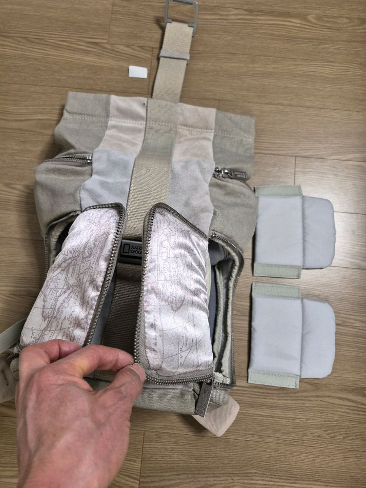 내셔날지오그래픽 프라이빗 컬렉션 미디엄 백팩 카메라 가방 이미지