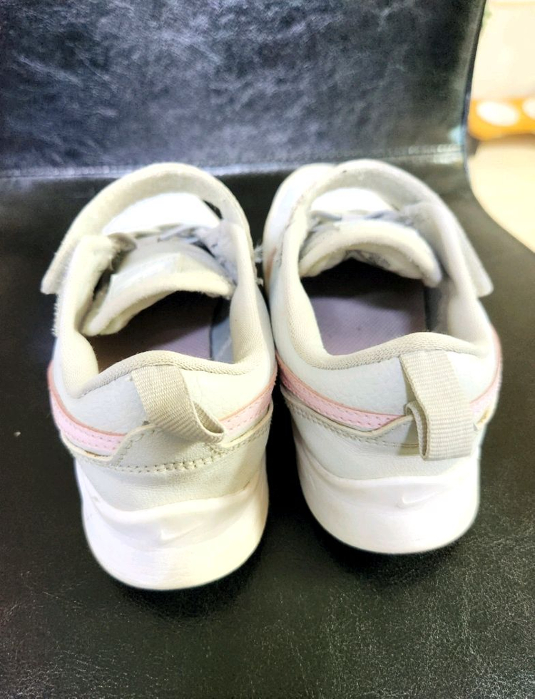 나이키 키즈운동화--2