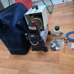 에어컨 배관 청소 장비 이미지