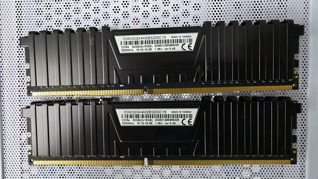 커세어 벤젠스 LPX DDR4 3200 32GB 램 메모리 32G--1