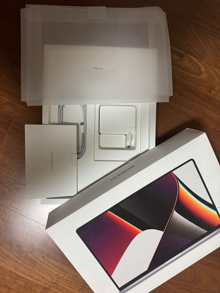 맥북프로 16인치 M1 pro 32GB 512GB S급 풀박--3