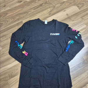 줌바웨어 옷 xs 롱슬리브 티셔츠 (택제거새상품)