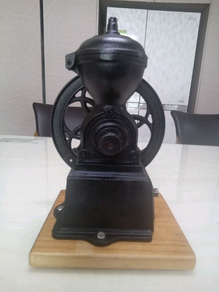 칼리타 빈티지 커피그라인더 이미지