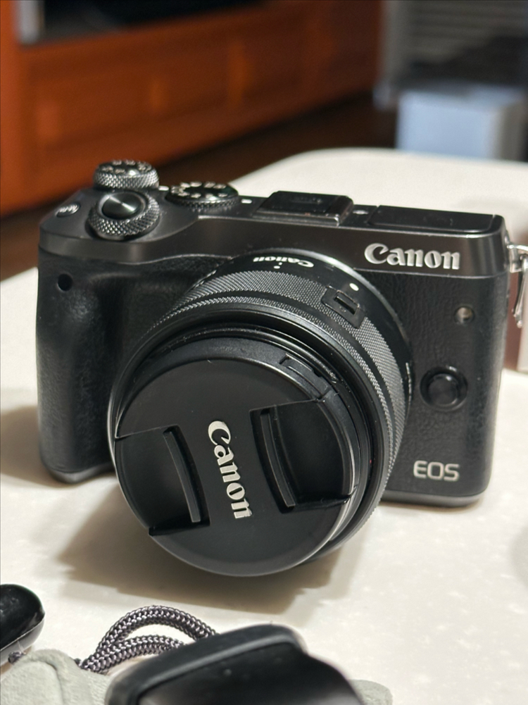 캐논 EOS M6 미러리스 카메라 + 렌즈들 + EVF--1