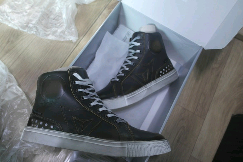 [신품] 다이네즈 스트리트 라커 반부츠 39호 -브라운---1