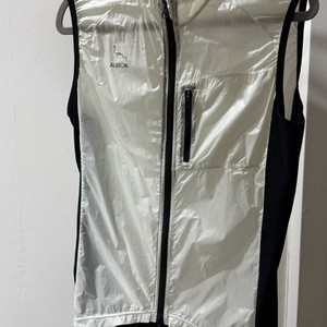 남성 알비온조끼m