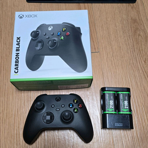 Xbox 컨트롤러 4세대 블랙 + 배터리팩