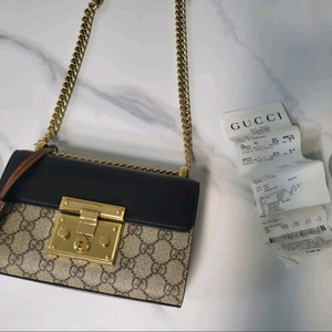 구찌 패드락 GG 수프림 숄더백