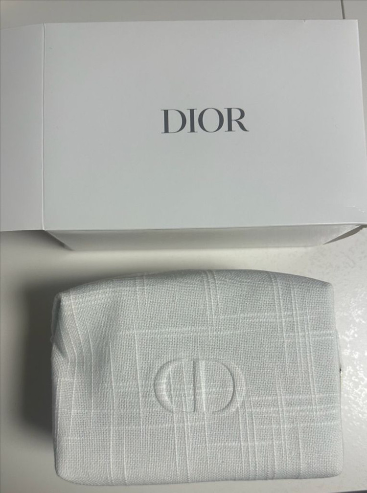 디올 사각 파우치(새상품)--2