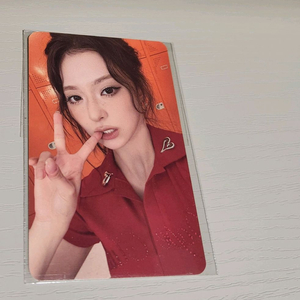 프로미스나인 시즌그리팅26이나경미공포특전포카양도급처판매 이미지