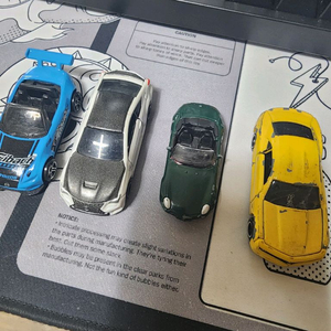 자동차 장난감 일괄 이미지