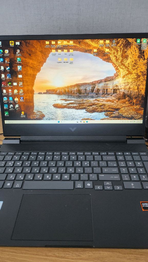 HP VICTUS 15 RTX4060 게이밍노트북 이미지