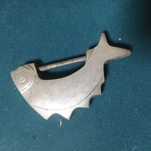 백동 자물쇠입니다