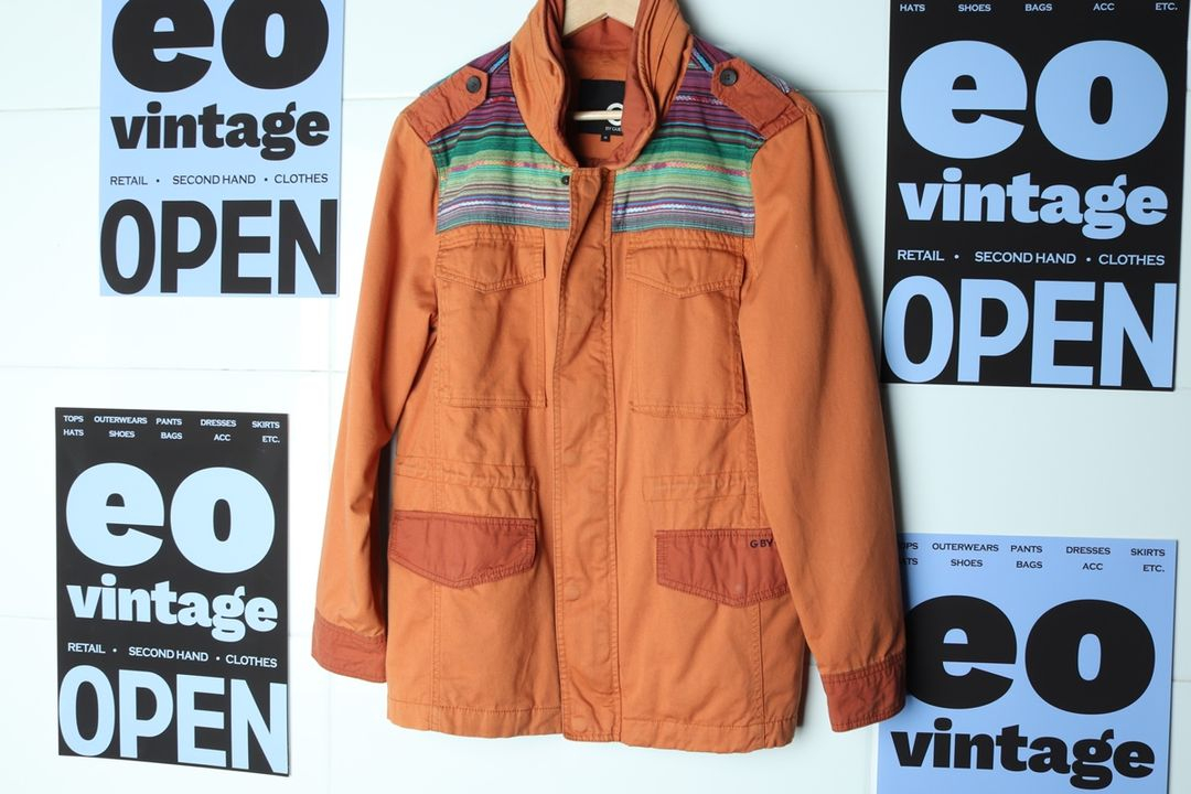 (M-L) 게스 집업 바람막이 점퍼자켓 에스닉 나바호--1