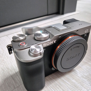 소니 A7C + 탐론 28-75mm f2.8 G2 렌즈 이미지