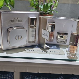디올 프레스티지 2세트
