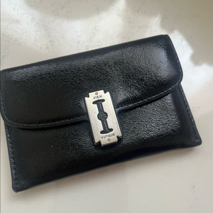 분크 블랙 레더 카드지갑