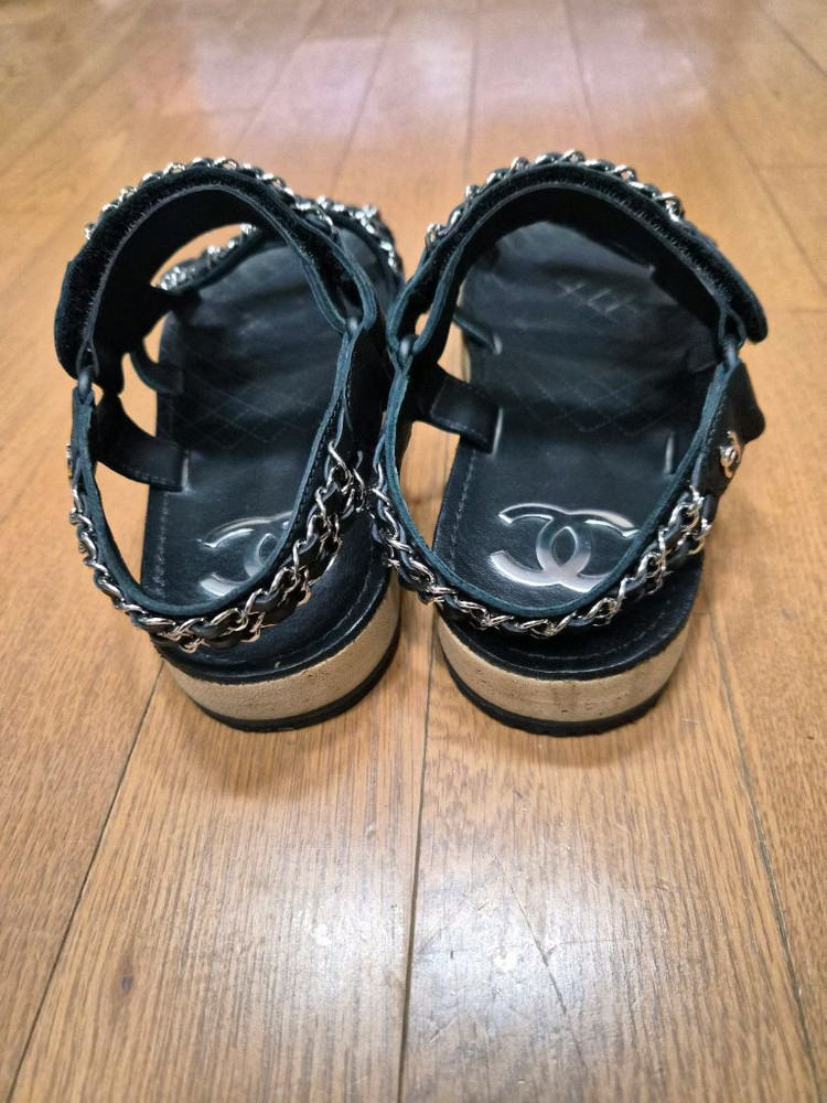 (정품) 샤넬 24SS 벨크로 샌들 38 (명품 여자 신발 슬리퍼 뮬 스니커즈)--2