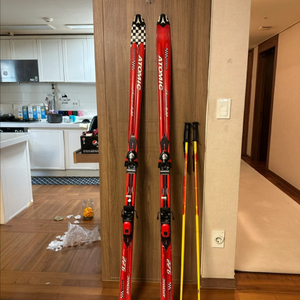 Atomic 스키 세트