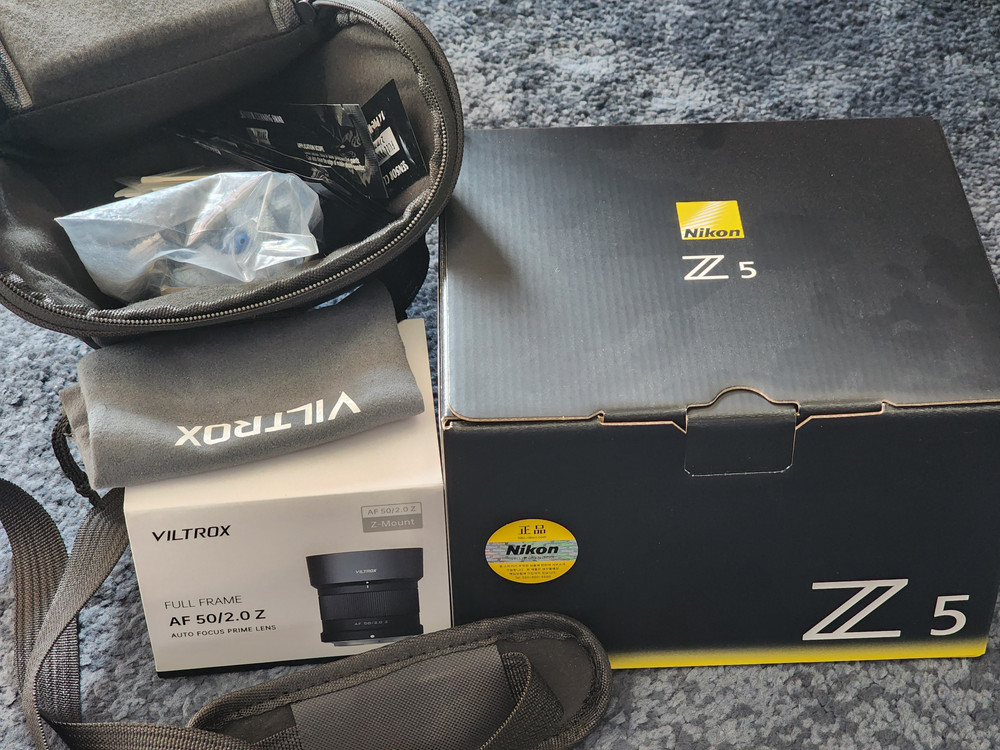 풀프레임 미러리스 카메라 + AF 50mm 렌즈 세트--2