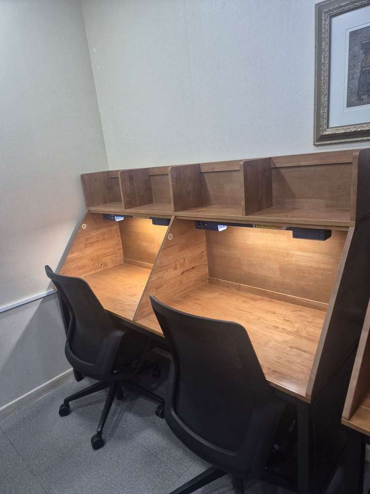 독서실 책상(1인용&2인용 - 1인용(10개), 2인용(18개)--1