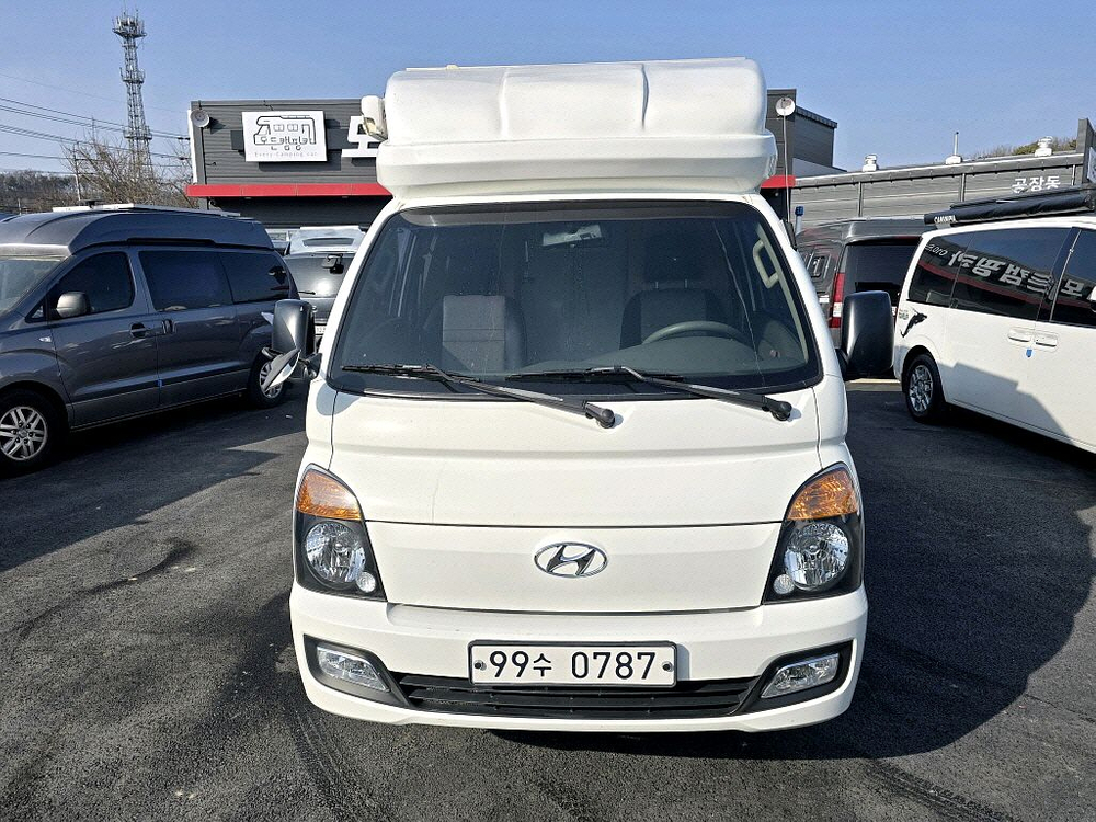 19년 포터3인승캠핑카(인산철500+샤워실+풀옵션)-전액할부됨 이미지