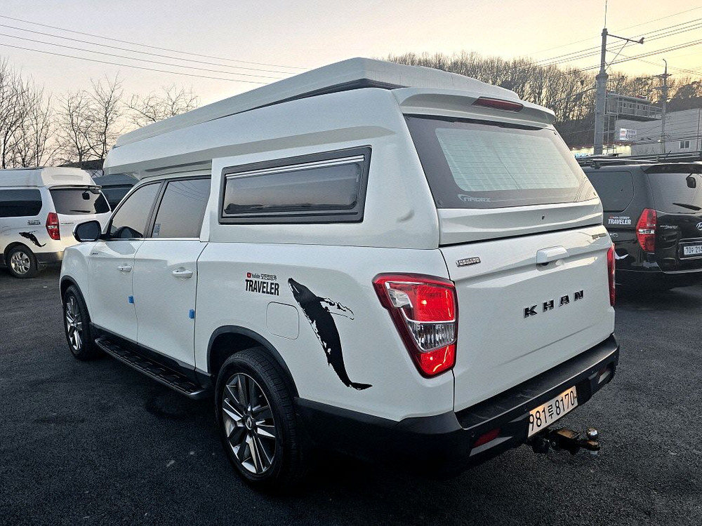 렉스턴스포츠칸5인승캠핑카(4륜,일체형텐트,풀옵션)-전액할부됨 이미지