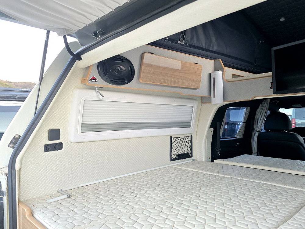 렉스턴스포츠칸5인승캠핑카(4륜,일체형텐트,풀옵션)-전액할부됨 이미지