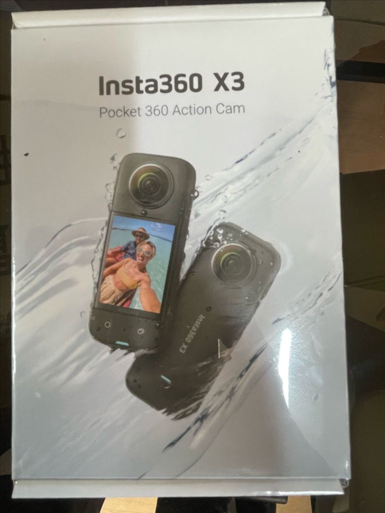 새제품 인스타360 X3 액션캠 풀박스 + 셀카봉 이미지