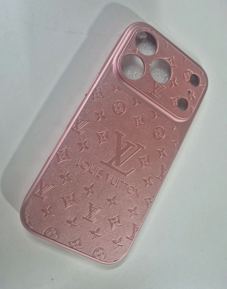 루이비통 아이폰 17/17pro 케이스 (새상품)--5