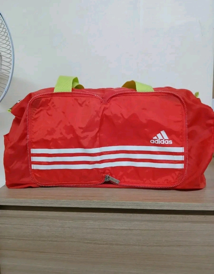 아디다스 아디제로 접이식 가방 , 여행용가방 이미지